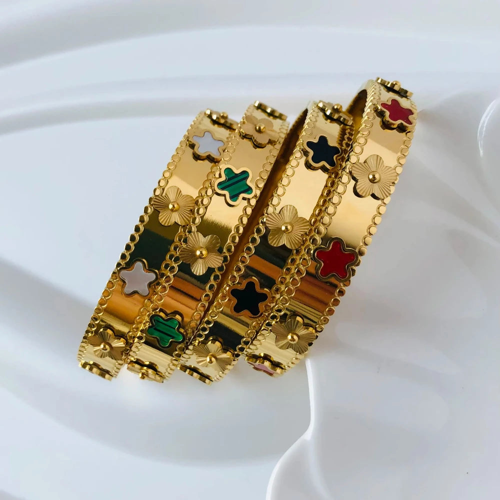 Bracelet Jonc Fleur Dorée – Acier Inoxydable