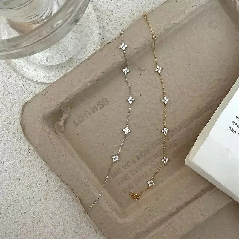 Bracelet Trèfle Cristal – Zircons Étincelants